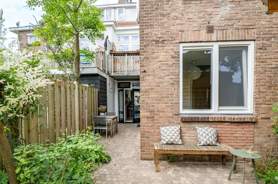 Merwedestraat 12