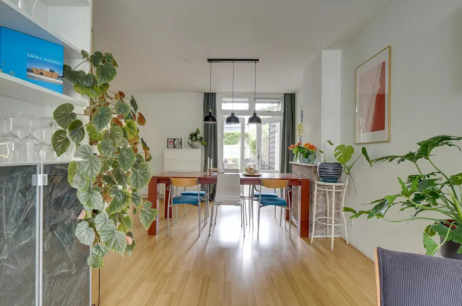 Merwedestraat 12