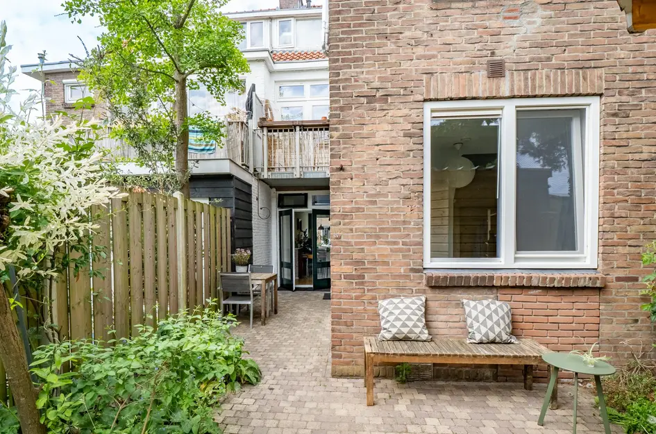 Merwedestraat 12