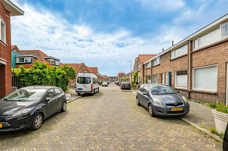 Merwedestraat 12