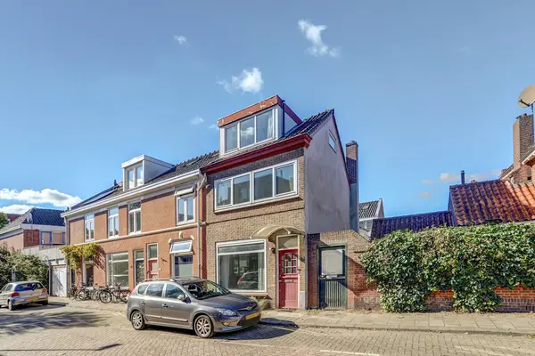 Harpstraat 38