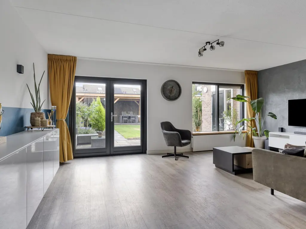 Slingebeek 5, KAATSHEUVEL