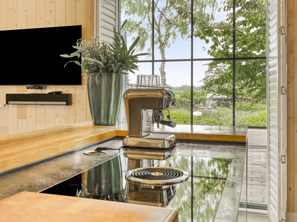 De Stille Wille 316, OOST WEST EN MIDDELBEERS