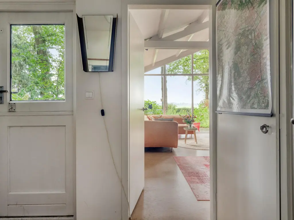 De Stille Wille 162, OOST WEST EN MIDDELBEERS