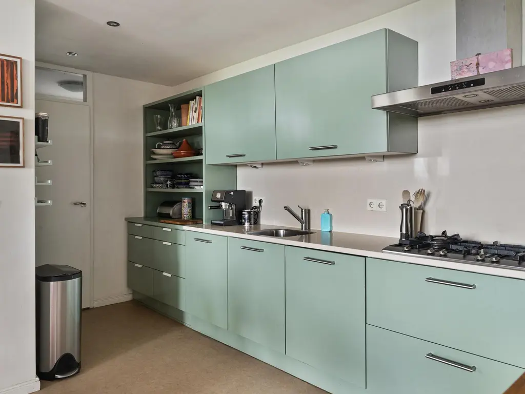 De Stille Wille 162, OOST WEST EN MIDDELBEERS