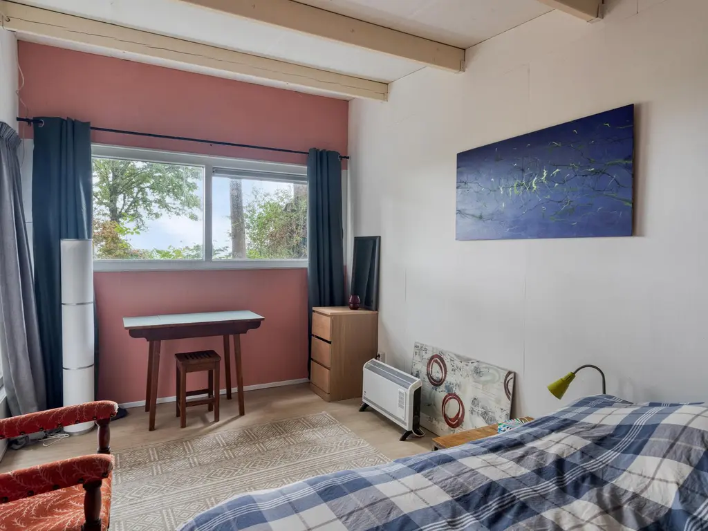 De Stille Wille 162, OOST WEST EN MIDDELBEERS