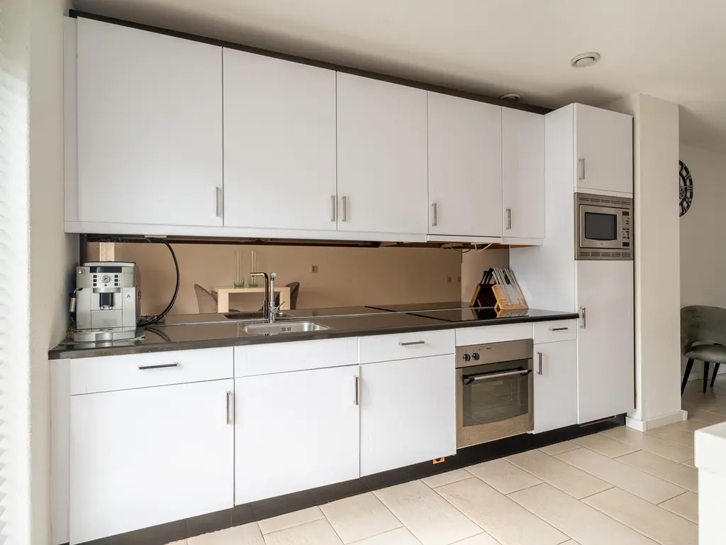 Nijkampvaart 142, 'S-GRAVENHAGE