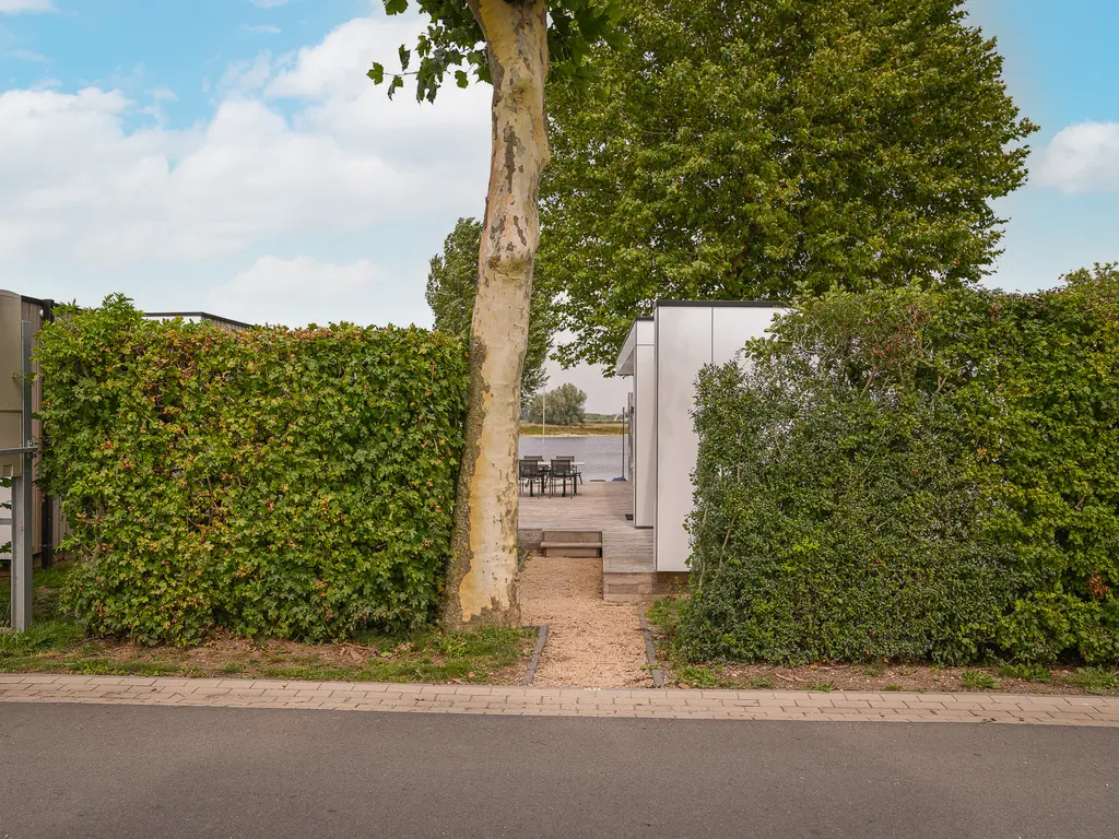 Rijnbandijk 36 48, MAURIK