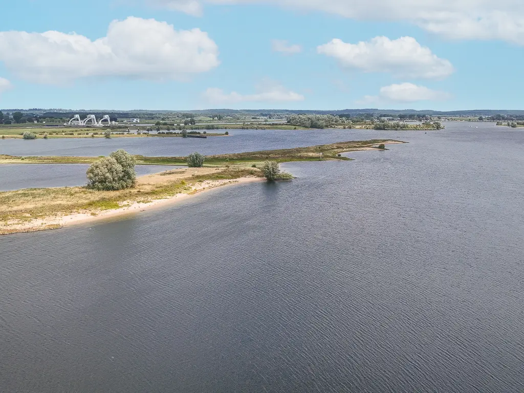 Rijnbandijk 36 48, MAURIK