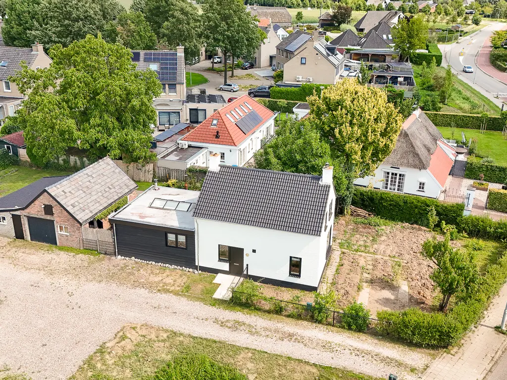 Burgemeester van Suchtelenstraat 17, BEUNINGEN GLD