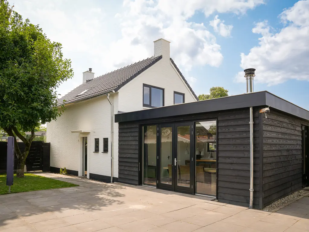 Burgemeester van Suchtelenstraat 17, BEUNINGEN GLD