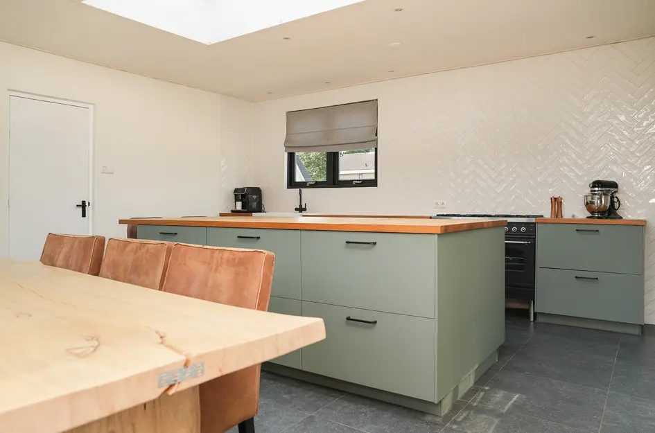 Burgemeester van Suchtelenstraat 17