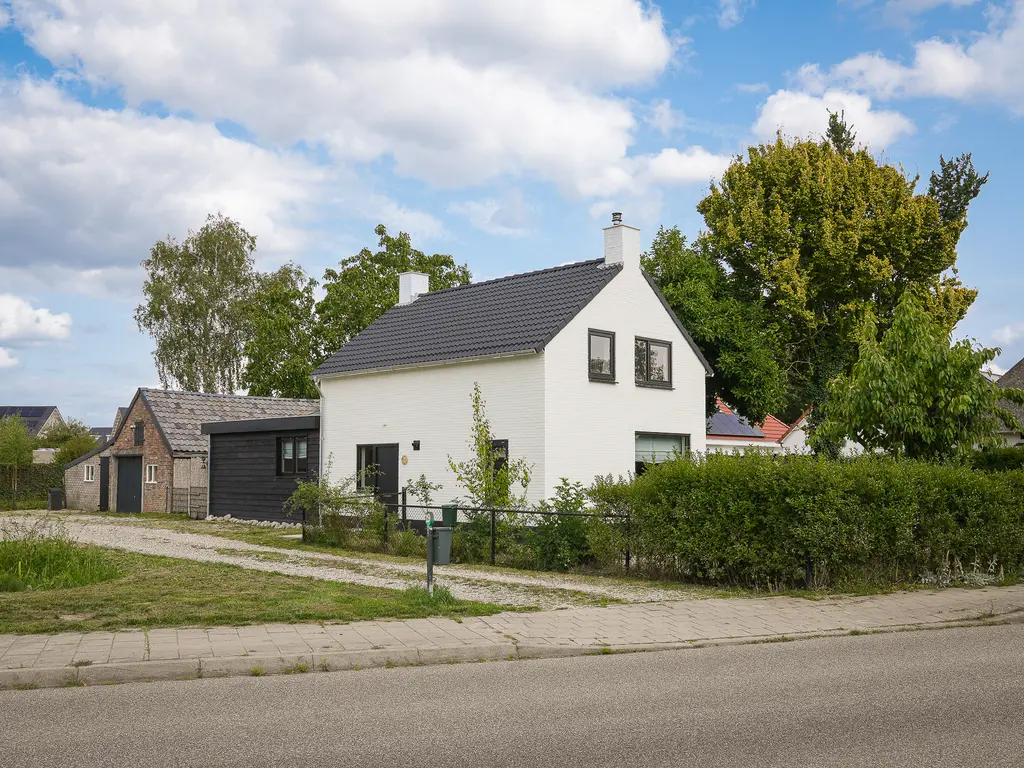 Burgemeester van Suchtelenstraat 17, BEUNINGEN GLD