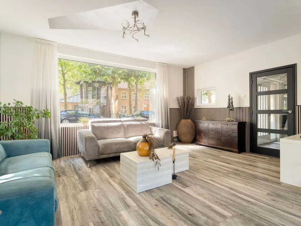 Bisschop de Vetplein 12, GILZE