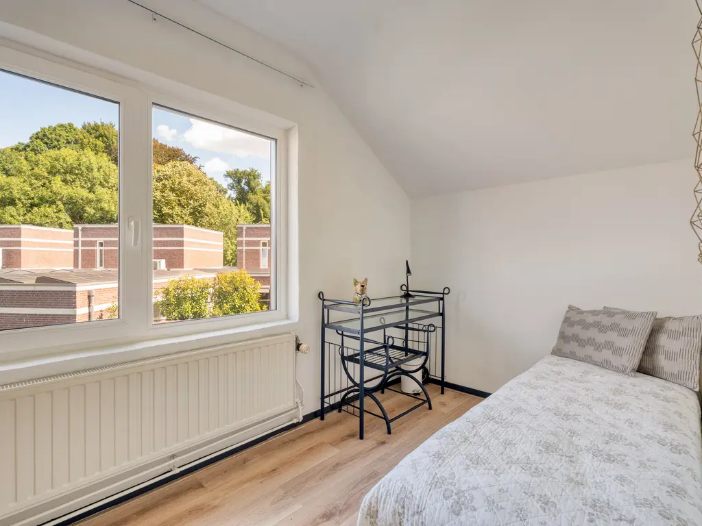 Bisschop de Vetplein 12, GILZE