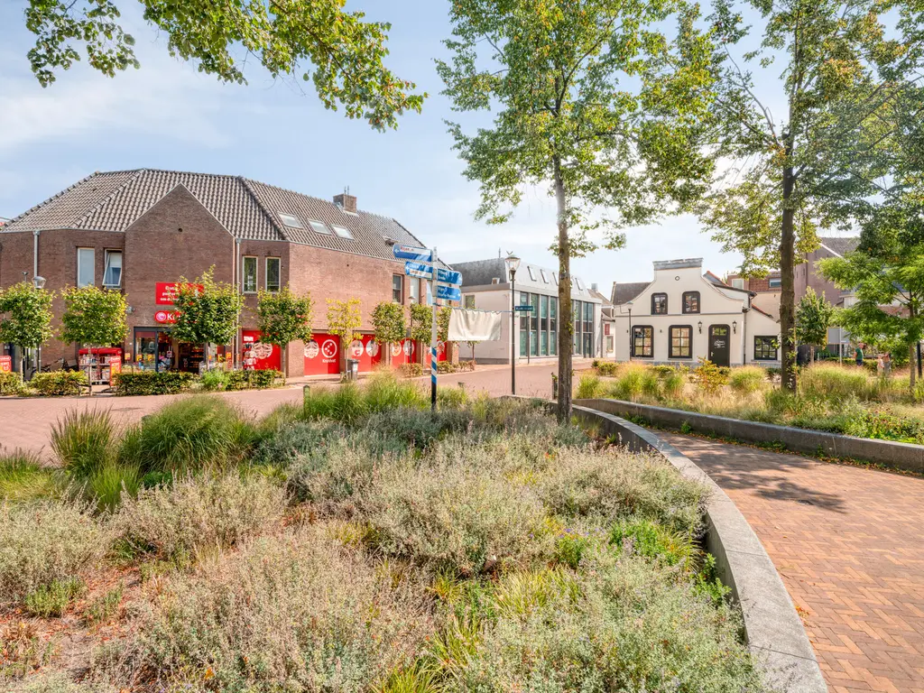 Bisschop de Vetplein 12, GILZE