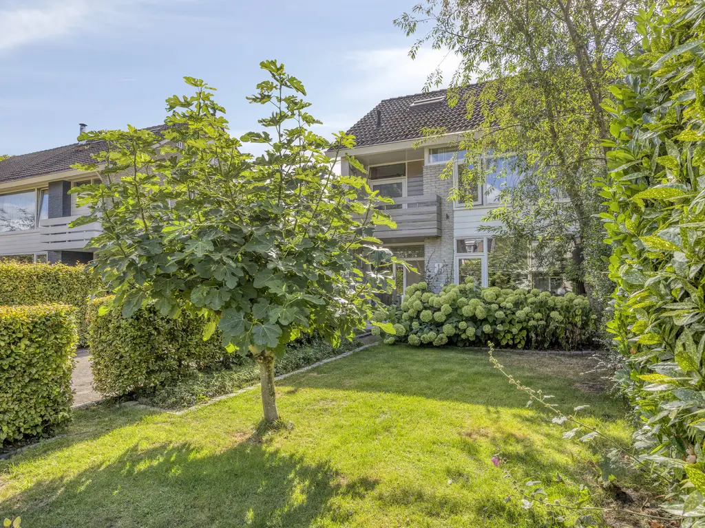 Veltackerstraat 8, DIESSEN