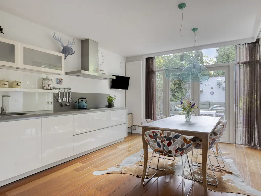 Veltackerstraat 8, DIESSEN