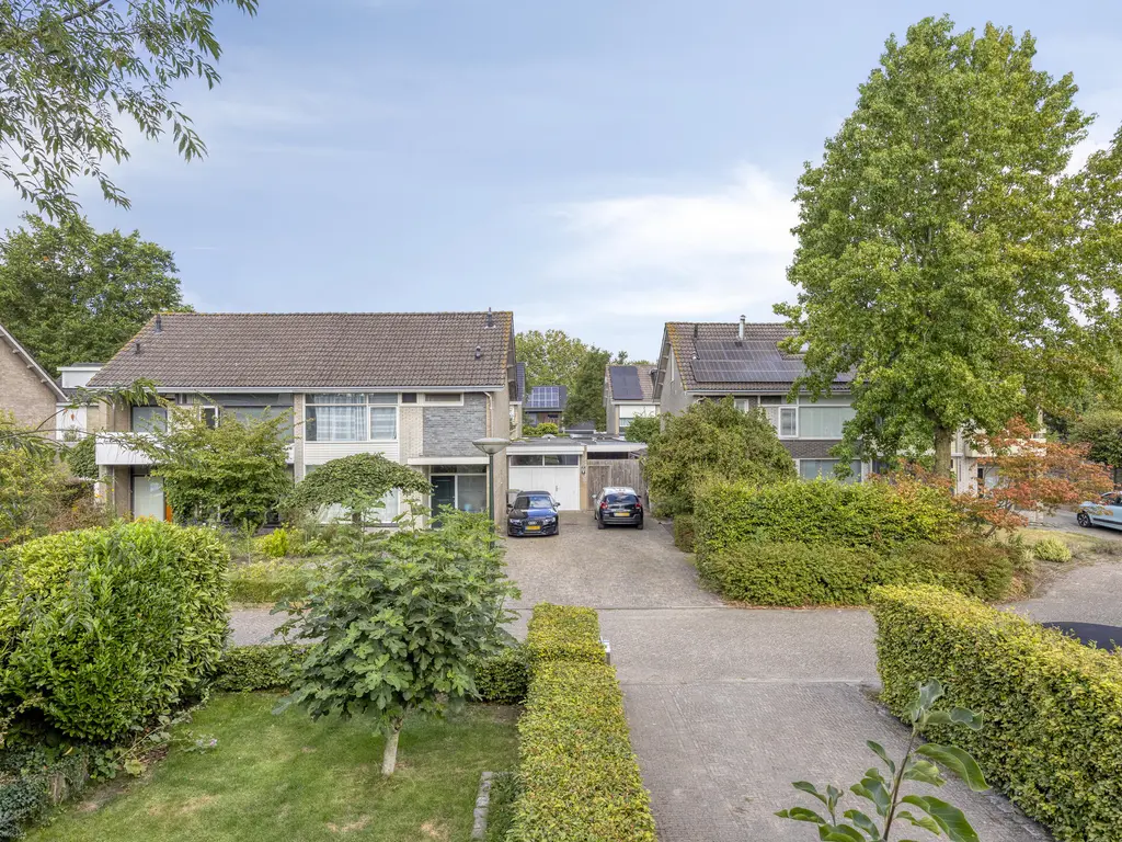 Veltackerstraat 8, DIESSEN