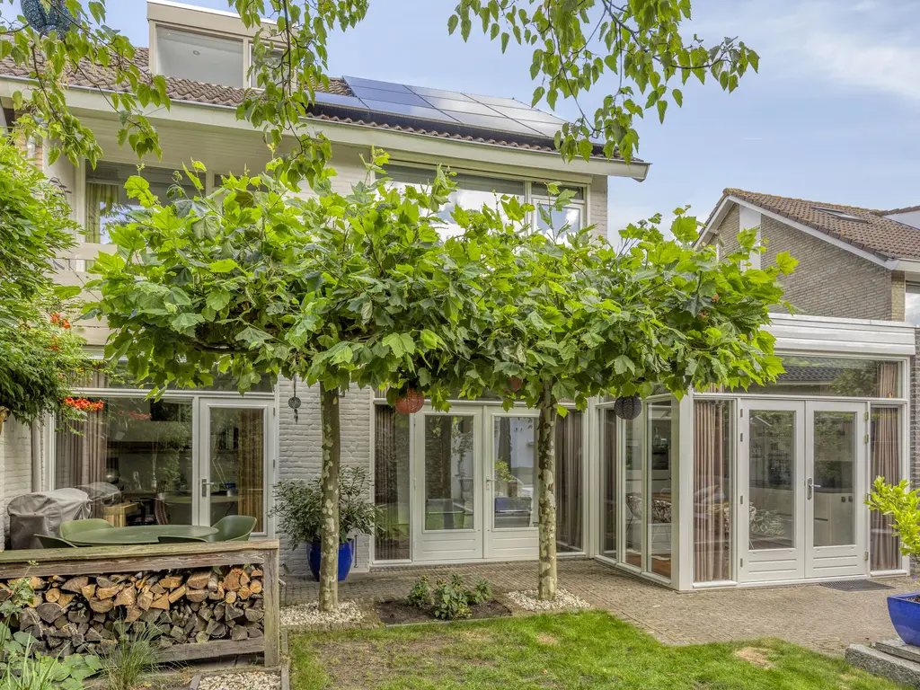 Veltackerstraat 8, DIESSEN