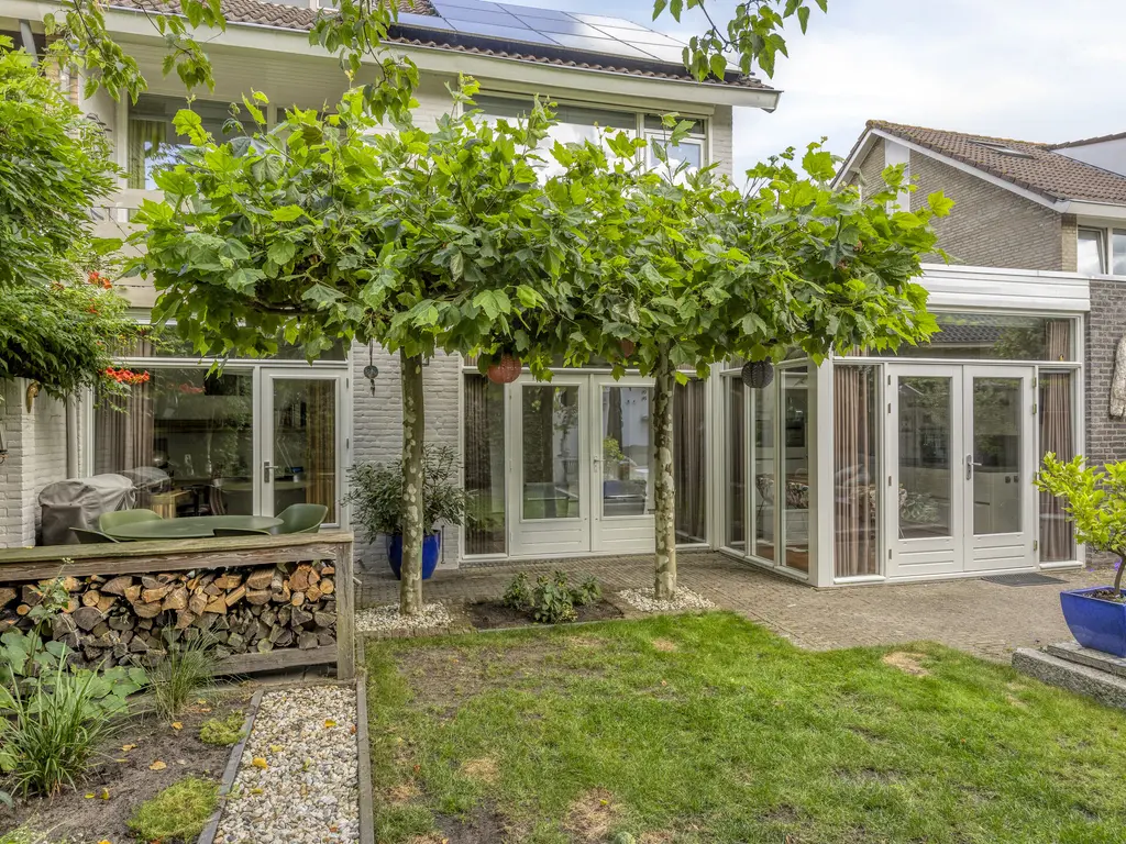 Veltackerstraat 8, DIESSEN