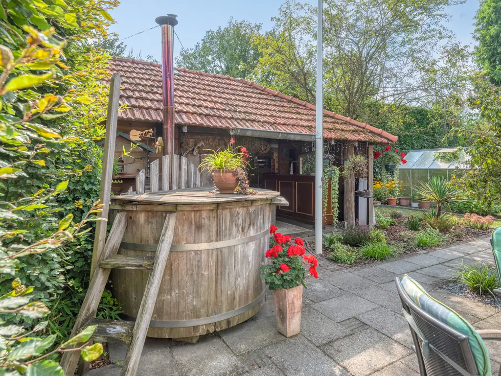 Haarenseweg 42, OISTERWIJK