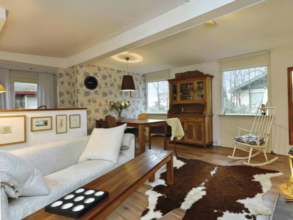 De Stille Wille 109, OOST WEST EN MIDDELBEERS