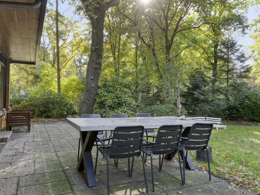 De Stille Wille 116, OOST WEST EN MIDDELBEERS