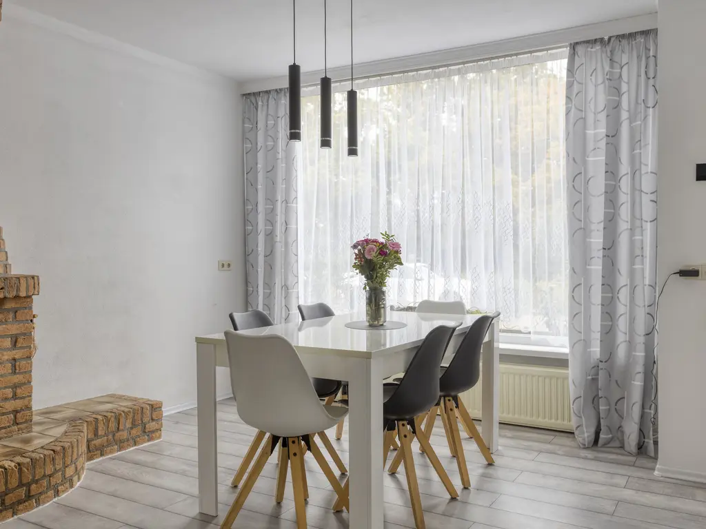 Hazelaarstraat 16, WAALWIJK