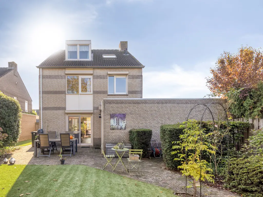 Munsel 139, BOXTEL