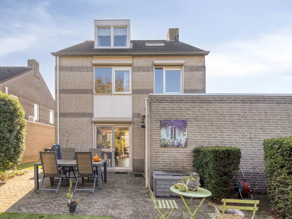 Munsel 139, BOXTEL