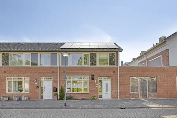 Dr. Ringersstraat 2a