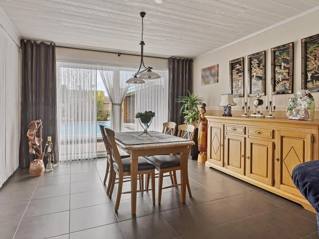 Margrietstraat 44, ST. WILLEBRORD