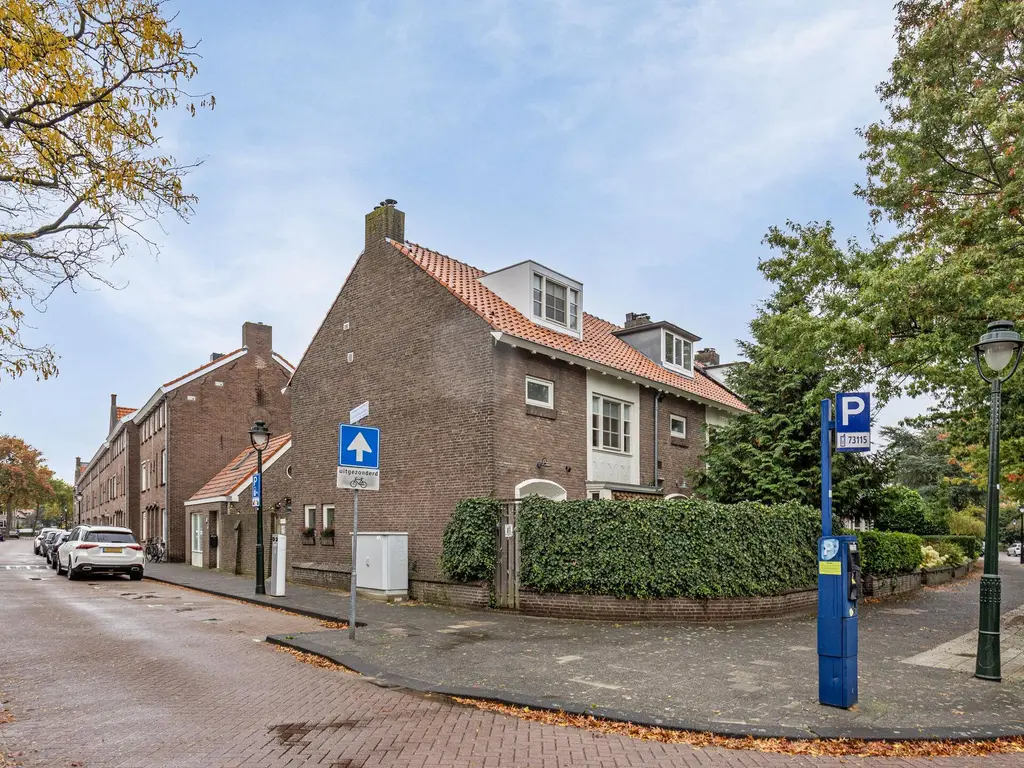 Frederik Hendriklaan 100, 'S-HERTOGENBOSCH