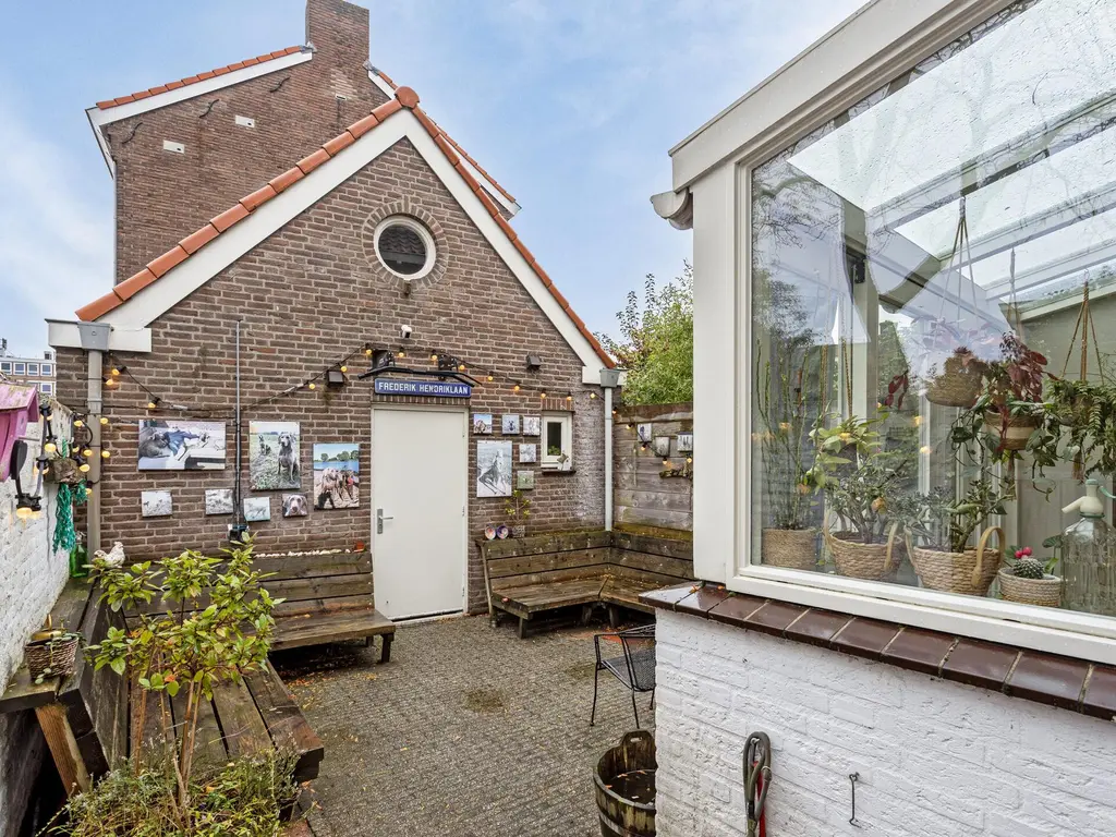 Frederik Hendriklaan 100, 'S-HERTOGENBOSCH