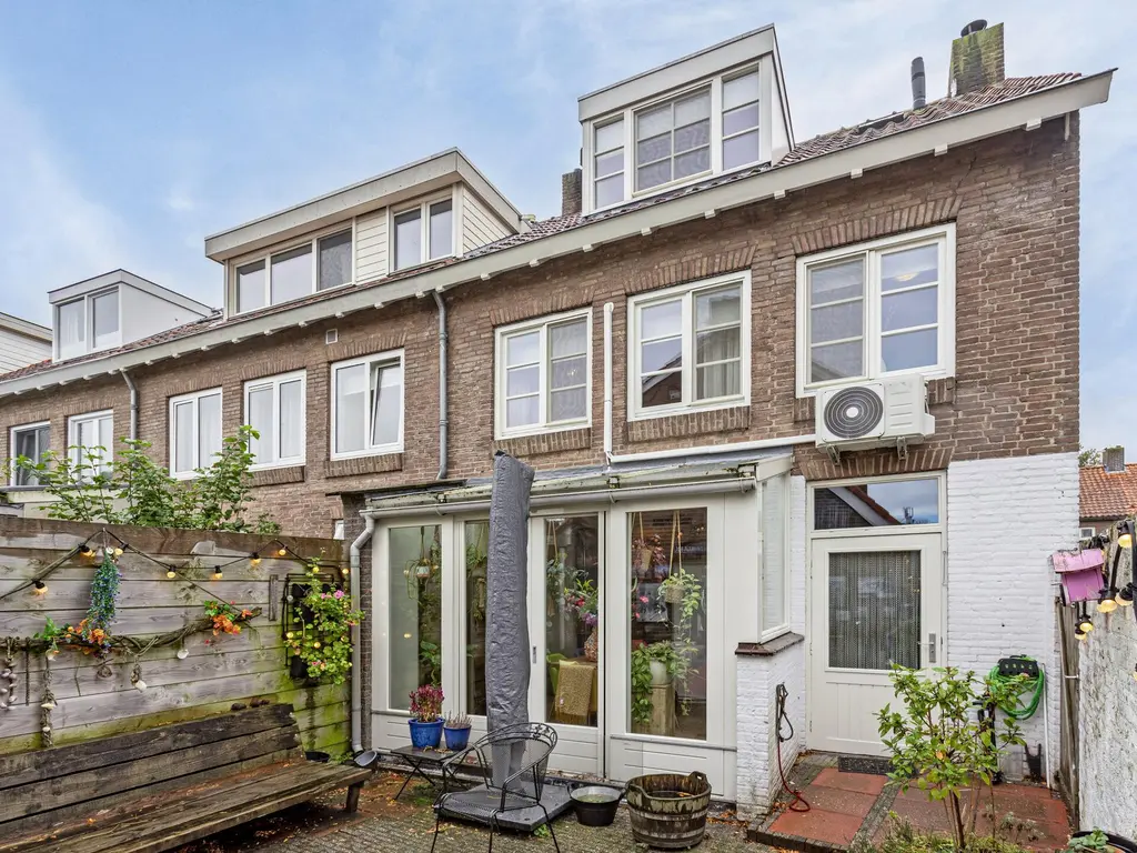 Frederik Hendriklaan 100, 'S-HERTOGENBOSCH