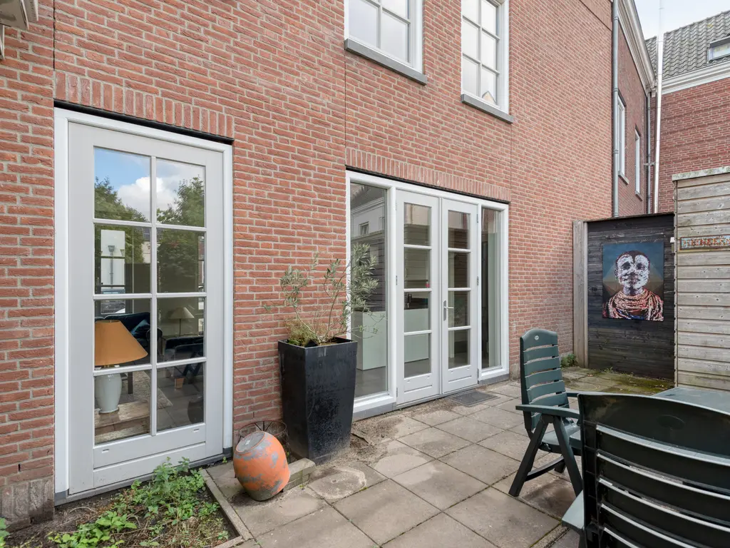 Koolstraat 24, HELMOND