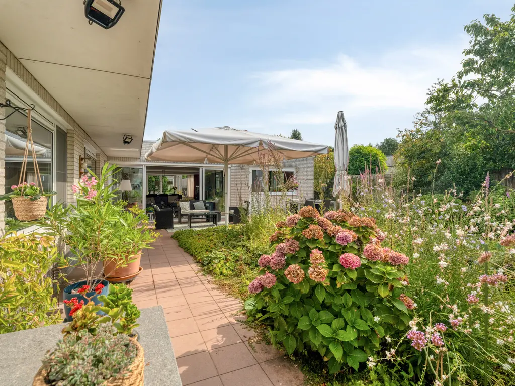 Gulbergsven 8, EINDHOVEN