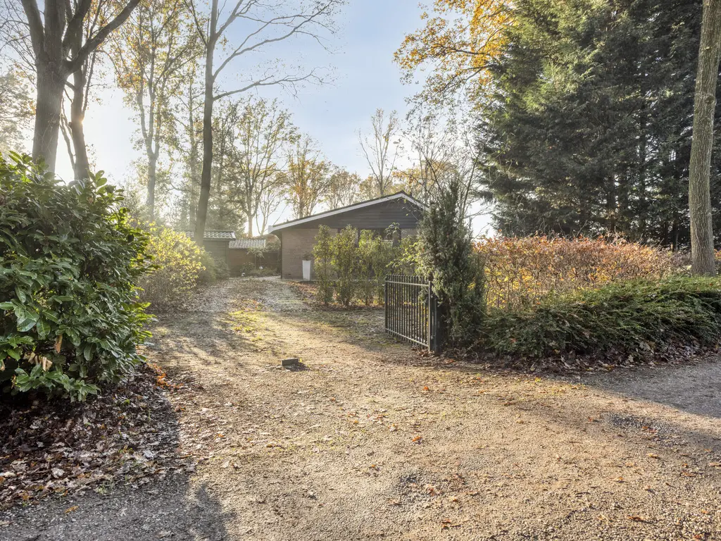 De Stille Wille 159, OOST WEST EN MIDDELBEERS