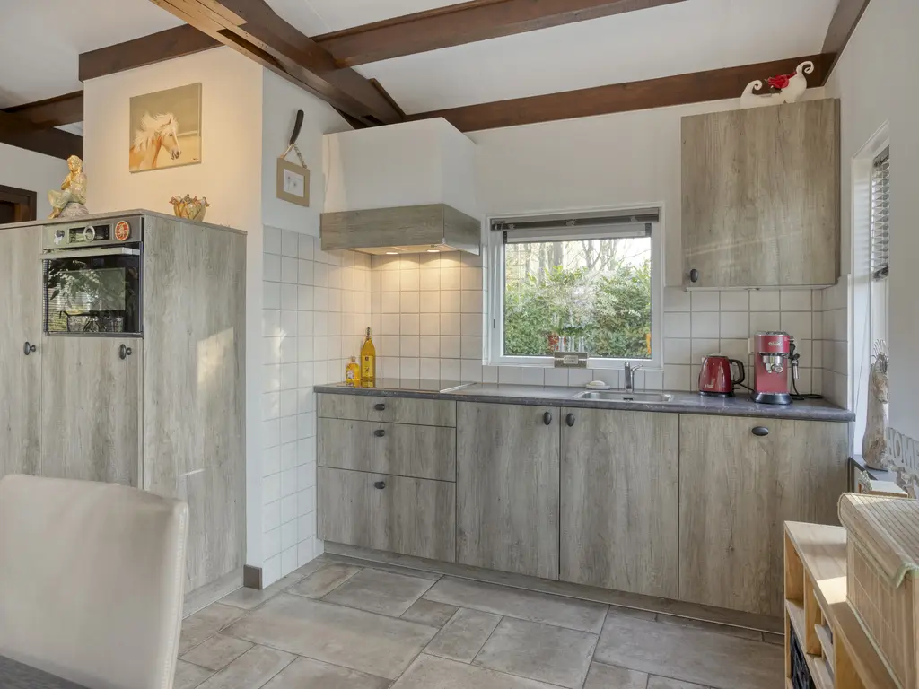 De Stille Wille 159, OOST WEST EN MIDDELBEERS