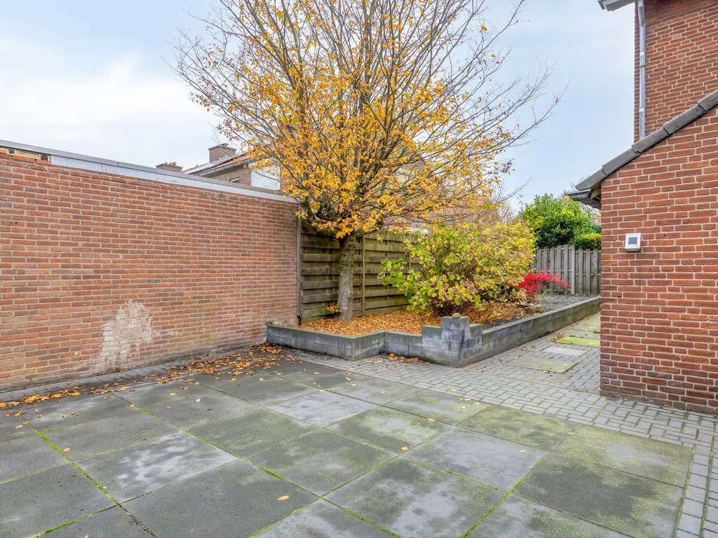 van Nispenstraat 98, GROESBEEK