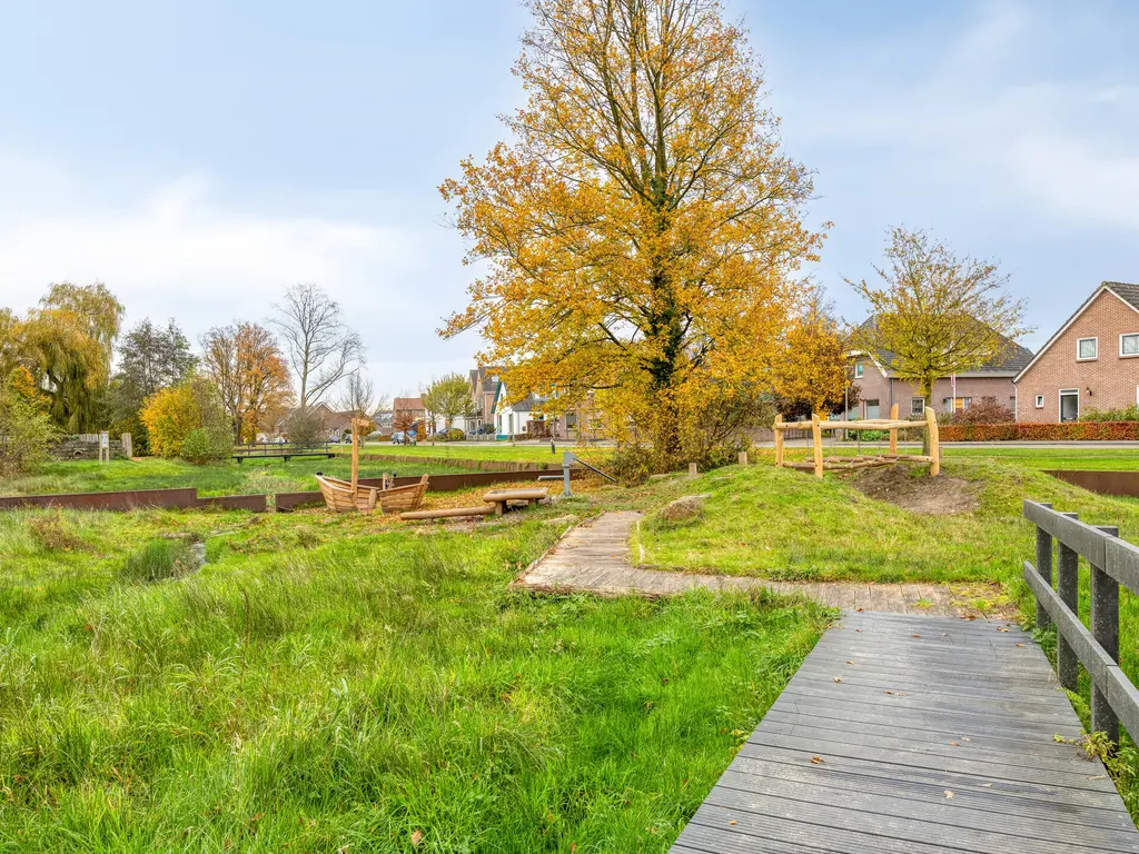 van Nispenstraat 98, GROESBEEK