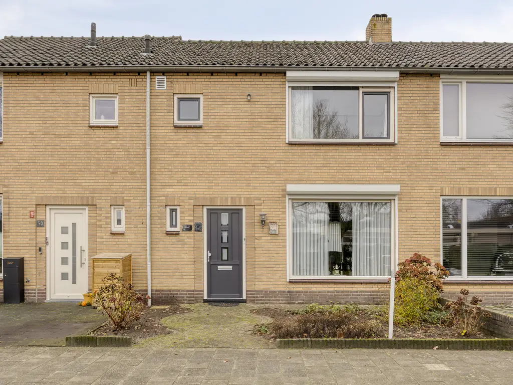 Eikenlaan 28, WAALWIJK