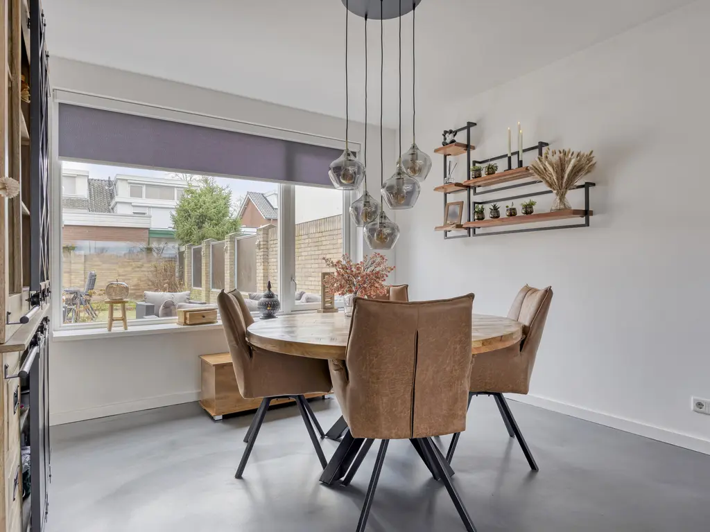 Seringenhof 28, WAALWIJK