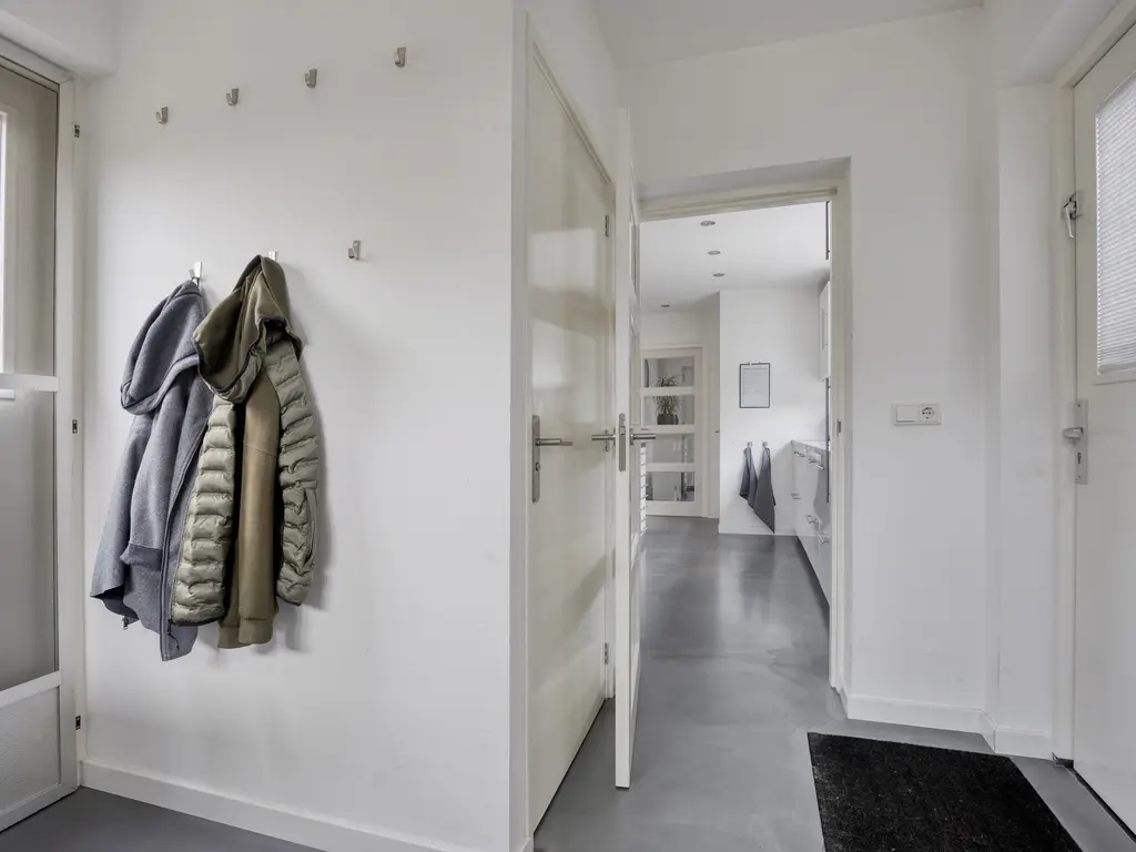 Seringenhof 28, WAALWIJK