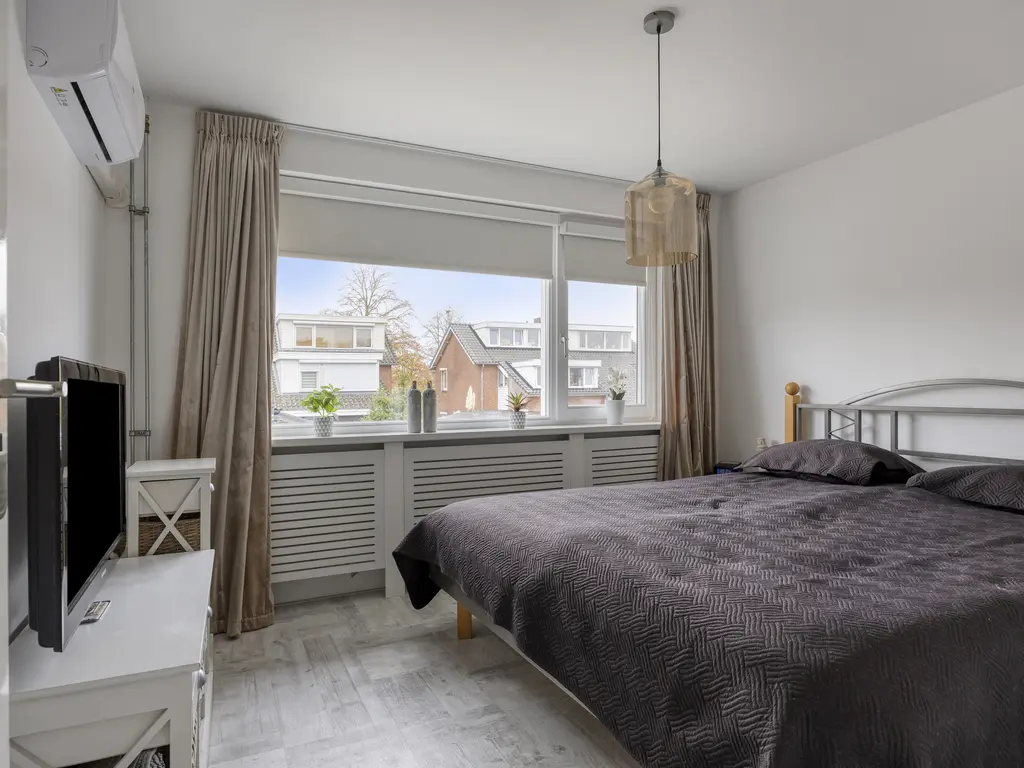 Seringenhof 28, WAALWIJK