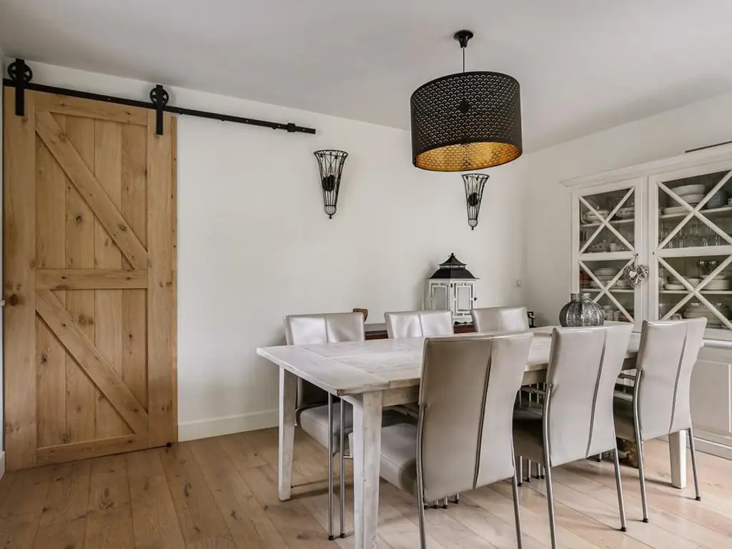 De Stille Wille 51, OOST WEST EN MIDDELBEERS
