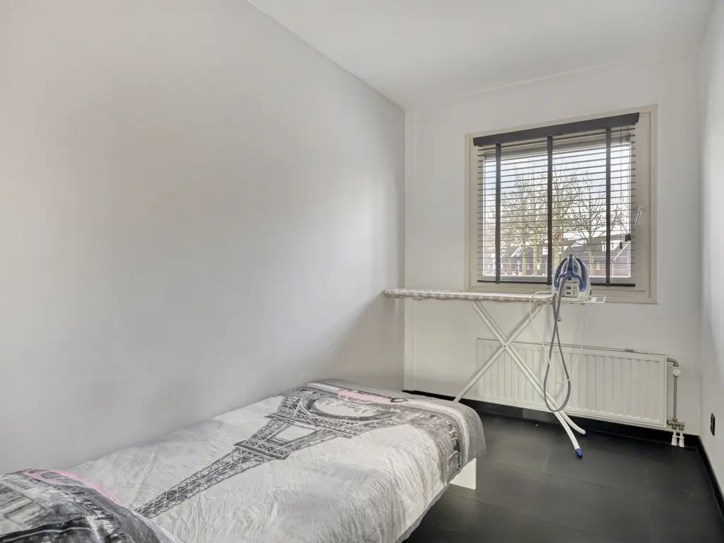 Riethovenerf 13, TILBURG