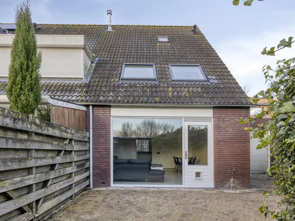 Riethovenerf 13, TILBURG