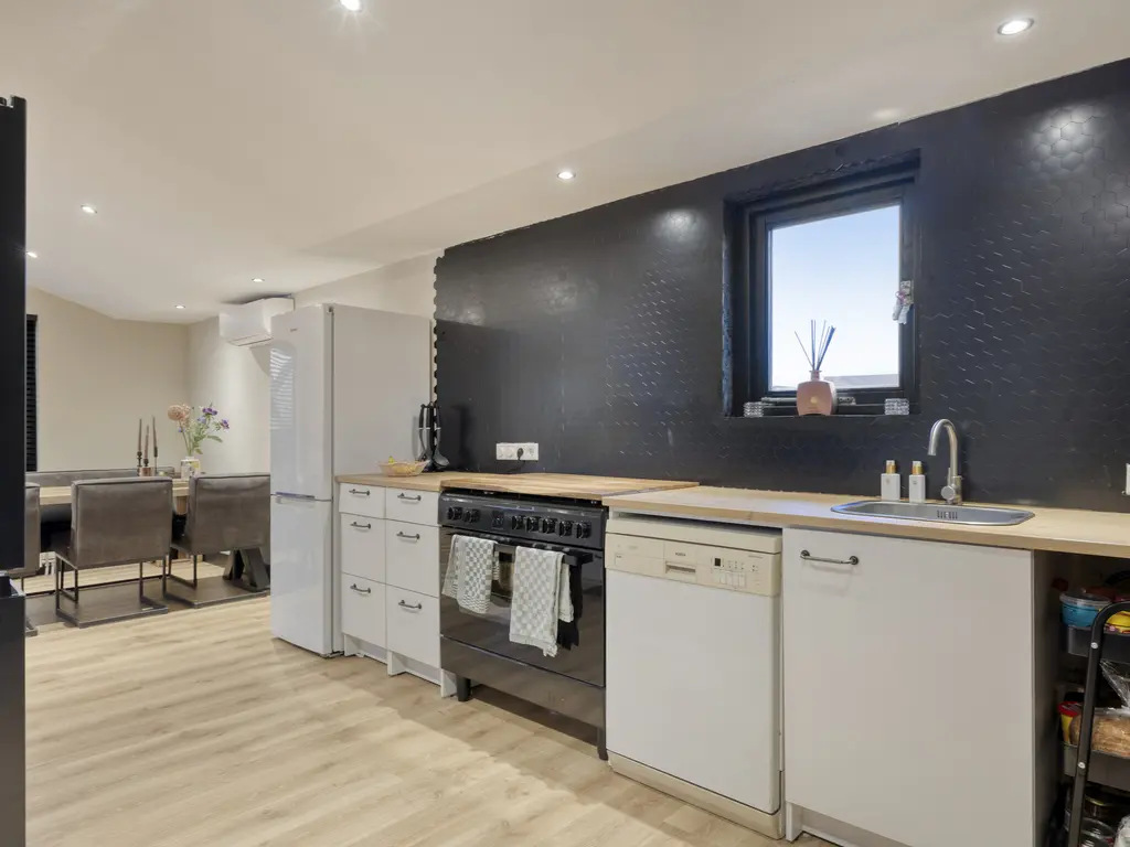 Vier Heultjes 404, SPRANG-CAPELLE